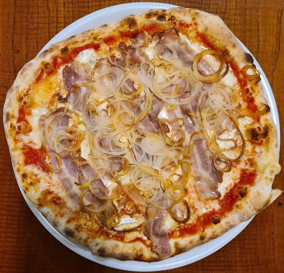 Ristorante Della Stazione होटल