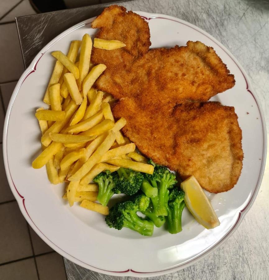 होटल Ristorante Della Stazione